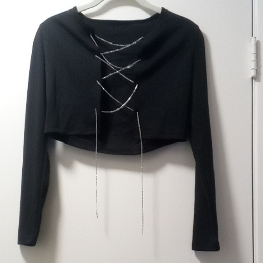 SHEIN Black Lace-Up Long Sleeve Crop Top
